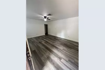 160 W 60th St #0, Hialeah, FL 33012 - Photo 19