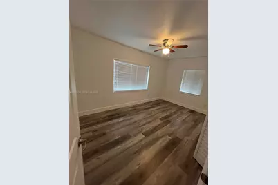 160 W 60th St #0, Hialeah, FL 33012 - Photo 21
