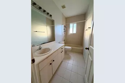 3191 NE 4th St, Homestead, FL 33033 - Photo 11