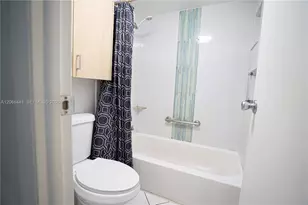 600 Three Islands Boulevard, Hallandale Beach, FL 33009 - Photo 15