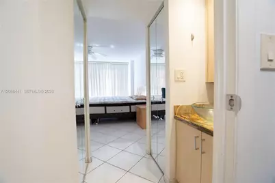 600 Three Islands Blvd #1416, Hallandale Beach, FL 33009 - Photo 5