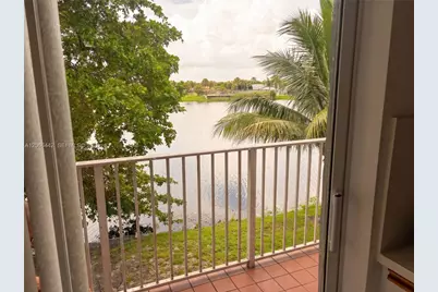 6910 NW 173rd Dr #1008, Hialeah, FL 33015 - Photo 9
