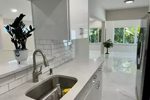 [Address not provided], North Miami Beach, FL 33179 - Photo 11
