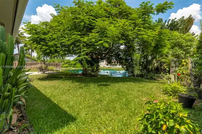 16850 Crestview Ln, Weston, FL 33326 - Photo 57