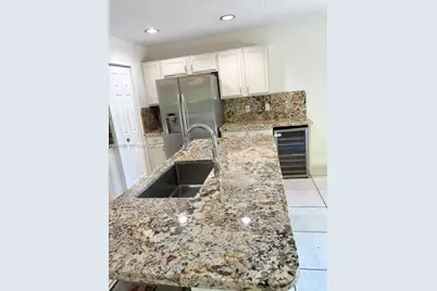16850 Crestview Ln, Weston, FL 33326 - Photo 23