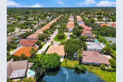 16850 Crestview Ln, Weston, FL 33326 - Photo 63