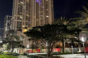 350 S Miami Ave, Miami, FL 33130 - Photo 15