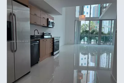 350 S Miami Ave #304, Miami, FL 33130 - Photo 5