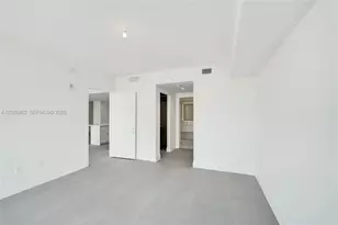 1170 E Hallandale Beach Blvd, Hallandale Beach, FL 33009 - Photo 23