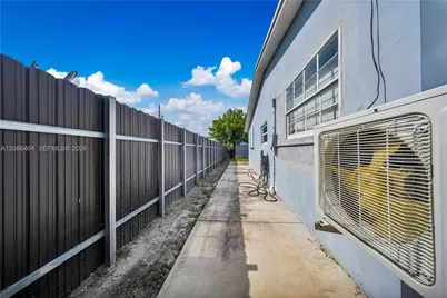 3291 NW 207th St, Miami Gardens, FL 33056 - Photo 23