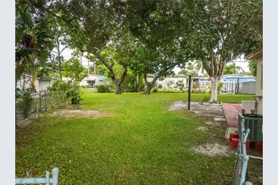 4220 SW 36th St #., West Park, FL 33023 - Photo 19