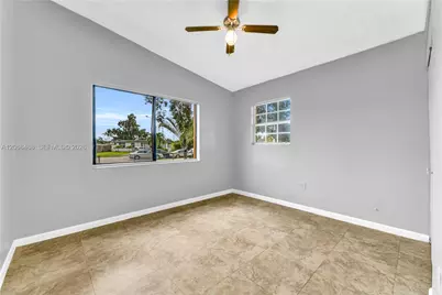4220 SW 36th St #., West Park, FL 33023 - Photo 9