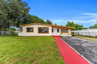 4220 SW 36th St #., West Park, FL 33023 - Photo 1