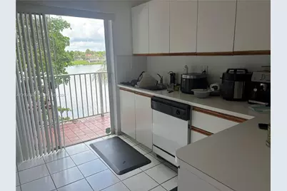 6910 NW 173rd Dr #1008, Hialeah, FL 33015 - Photo 13