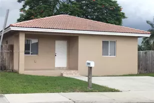 11705 SW 184th St, Miami, FL 33177 - Photo 3