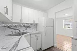 17255 SW 95th Ave, Palmetto Bay, FL 33157 - Photo 3