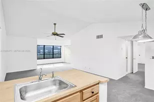2796 S University Dr, Davie, FL 33328 - Photo 9
