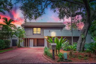 7828 SW 118th Ct, Miami, FL 33183 - Photo 3