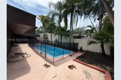 7828 SW 118th Ct, Miami, FL 33183 - Photo 5