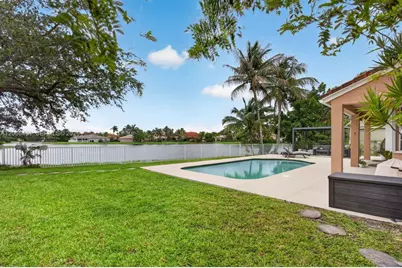 480 Cambridge Dr, Weston, FL 33326 - Photo 45