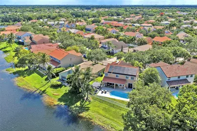 480 Cambridge Dr, Weston, FL 33326 - Photo 43