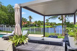 480 Cambridge Dr, Weston, FL 33326 - Photo 1