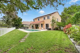 480 Cambridge Dr, Weston, FL 33326 - Photo 3