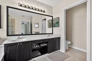 480 Cambridge Dr, Weston, FL 33326 - Photo 25