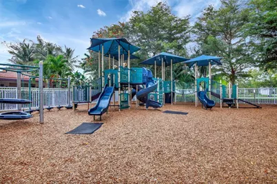 480 Cambridge Dr, Weston, FL 33326 - Photo 49