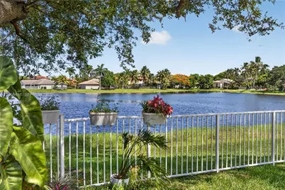 480 Cambridge Dr, Weston, FL 33326 - Photo 37