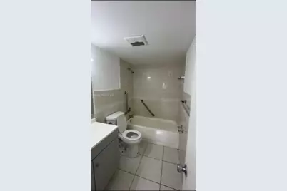 15225 NE 6th Ave #B310, Miami, FL 33162 - Photo 5