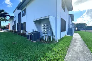 2740 W 63rd Pl, Hialeah, FL 33016 - Photo 1