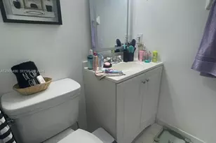 4689 NW 9th St, Miami, FL 33126 - Photo 11