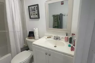 4689 NW 9th St, Miami, FL 33126 - Photo 9