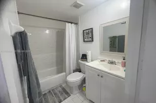 4689 NW 9th St, Miami, FL 33126 - Photo 7