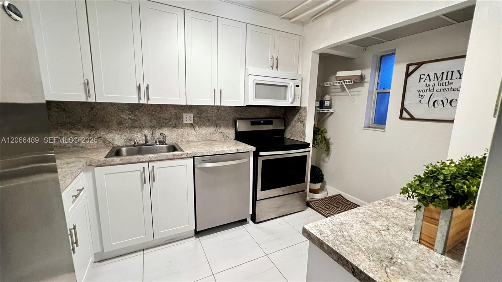 8060 Fairview Dr #101 - 8060 Fairview Dr #101, Tamarac, FL 33321 Luxury Property | Jose Angel Pina