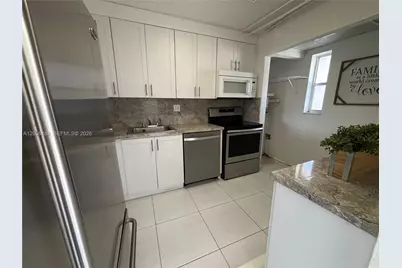 8060 Fairview Dr #101, Tamarac, FL 33321 - Photo 3