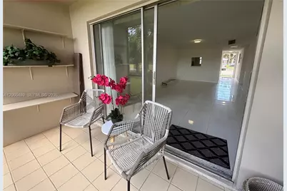 8060 Fairview Dr #101, Tamarac, FL 33321 - Photo 21