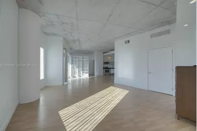 10 SW South River Dr #1406, Miami, FL 33130 - Photo 11