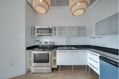 10 SW South River Dr #1406, Miami, FL 33130 - Photo 7