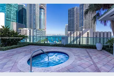 41 SE 5th St #414, Miami, FL 33131 - Photo 23