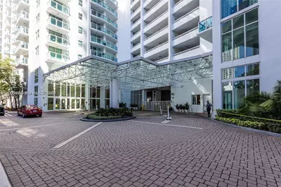41 SE 5th St #414, Miami, FL 33131 - Photo 25
