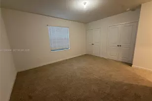 390 NE 12th St, Florida City, FL 33034 - Photo 9