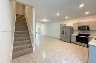 390 NE 12th St, Florida City, FL 33034 - Photo 7