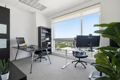 175 SW 7th St #1614, Miami, FL 33130 - Photo 5