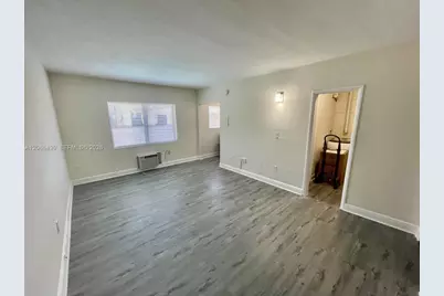 218 Santillane Ave #21, Coral Gables, FL 33134 - Photo 5