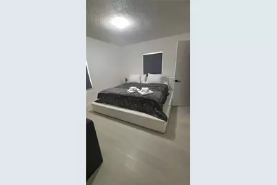 625 SW 16th Ave #0, Miami, FL 33135 - Photo 3