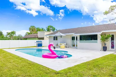 4899 Canal Dr, Lake Worth, FL 33463 - Photo 19