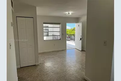 928 SW 30th Ave #3, Miami, FL 33135 - Photo 5