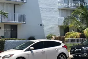 1801 S Treasure Dr, North Bay Village, FL 33141 - Photo 1